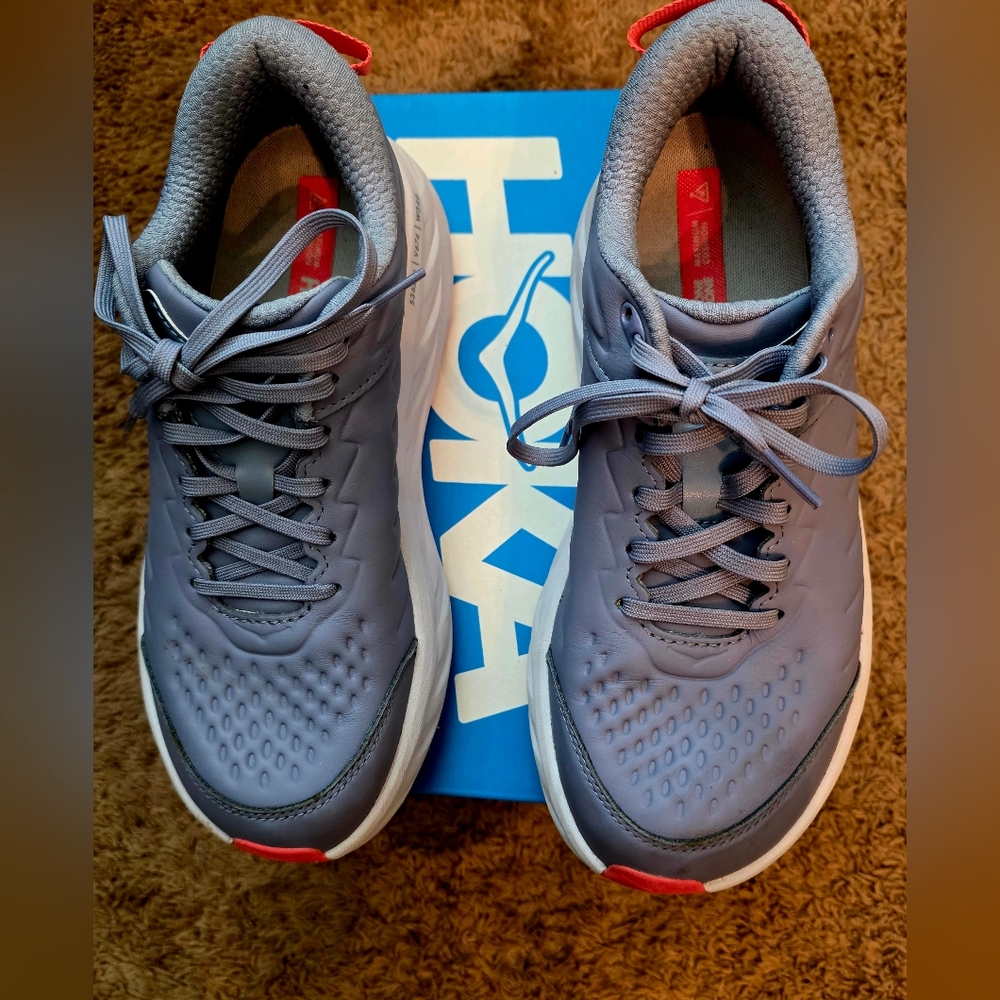 HOKA Bondi SR- Women's 9.5- Color : Moonlight/Pale Dusk/Coral